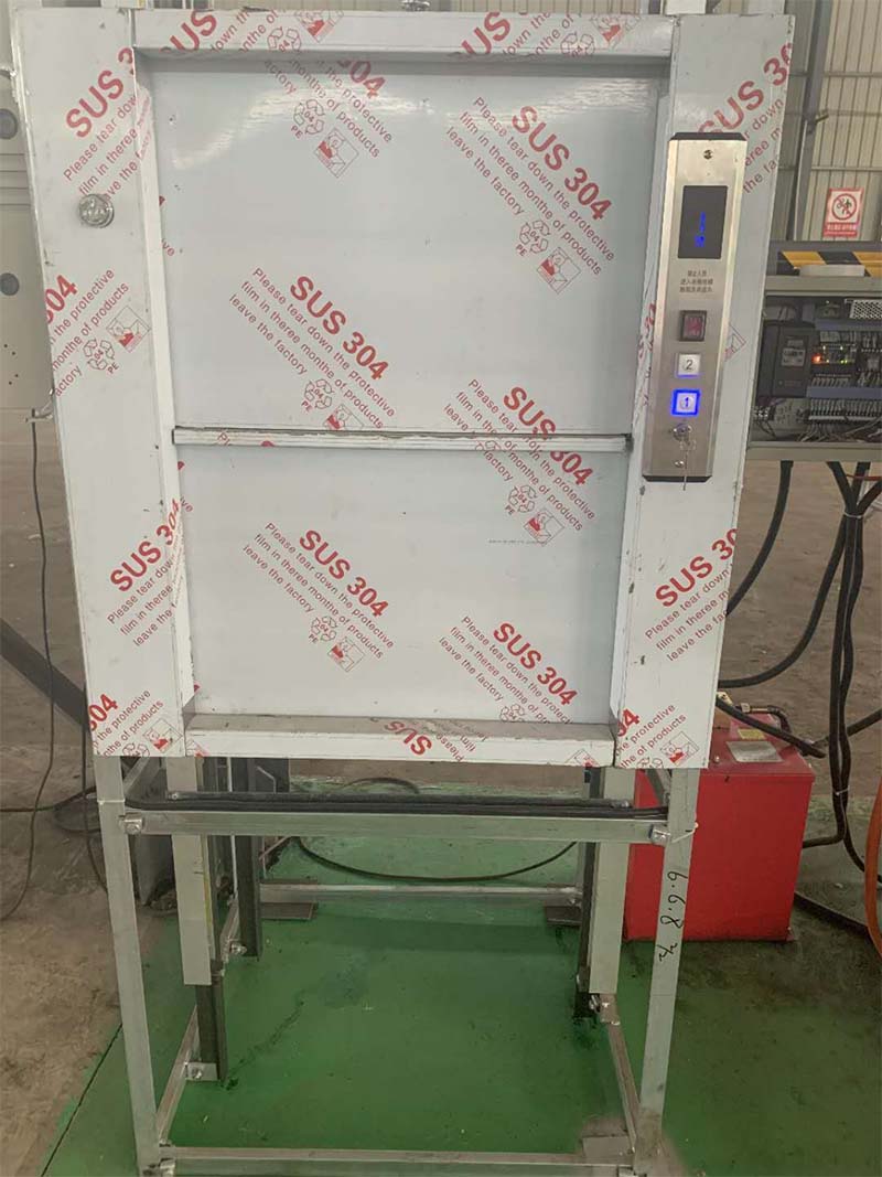 傳菜機(jī)